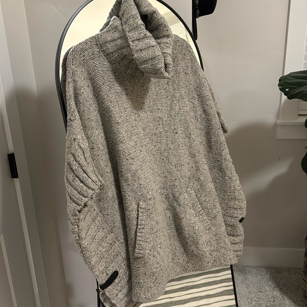 CYNTHIA ROWLEY wool shawl/sweater